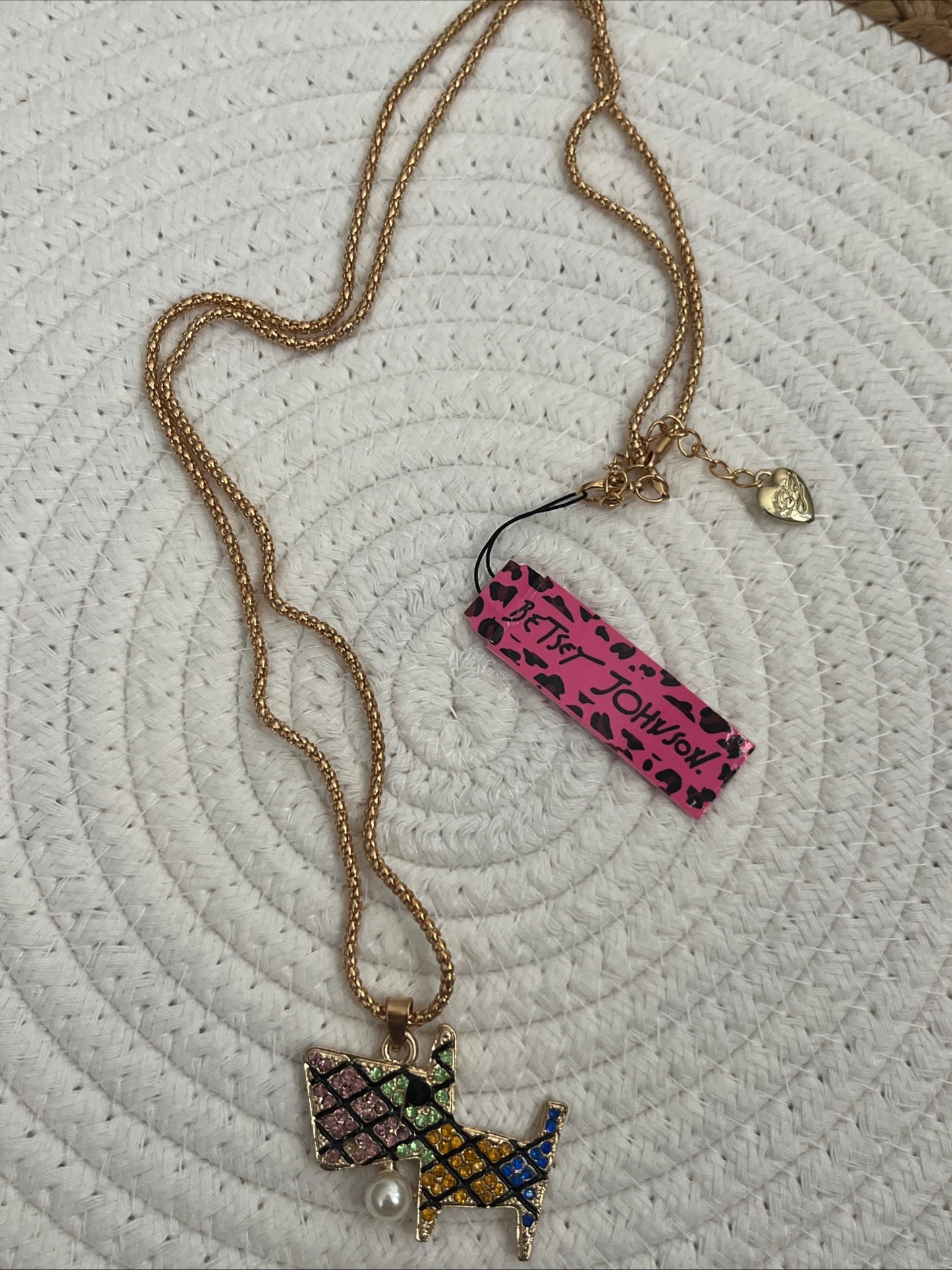 Necklace Betsy Johnson