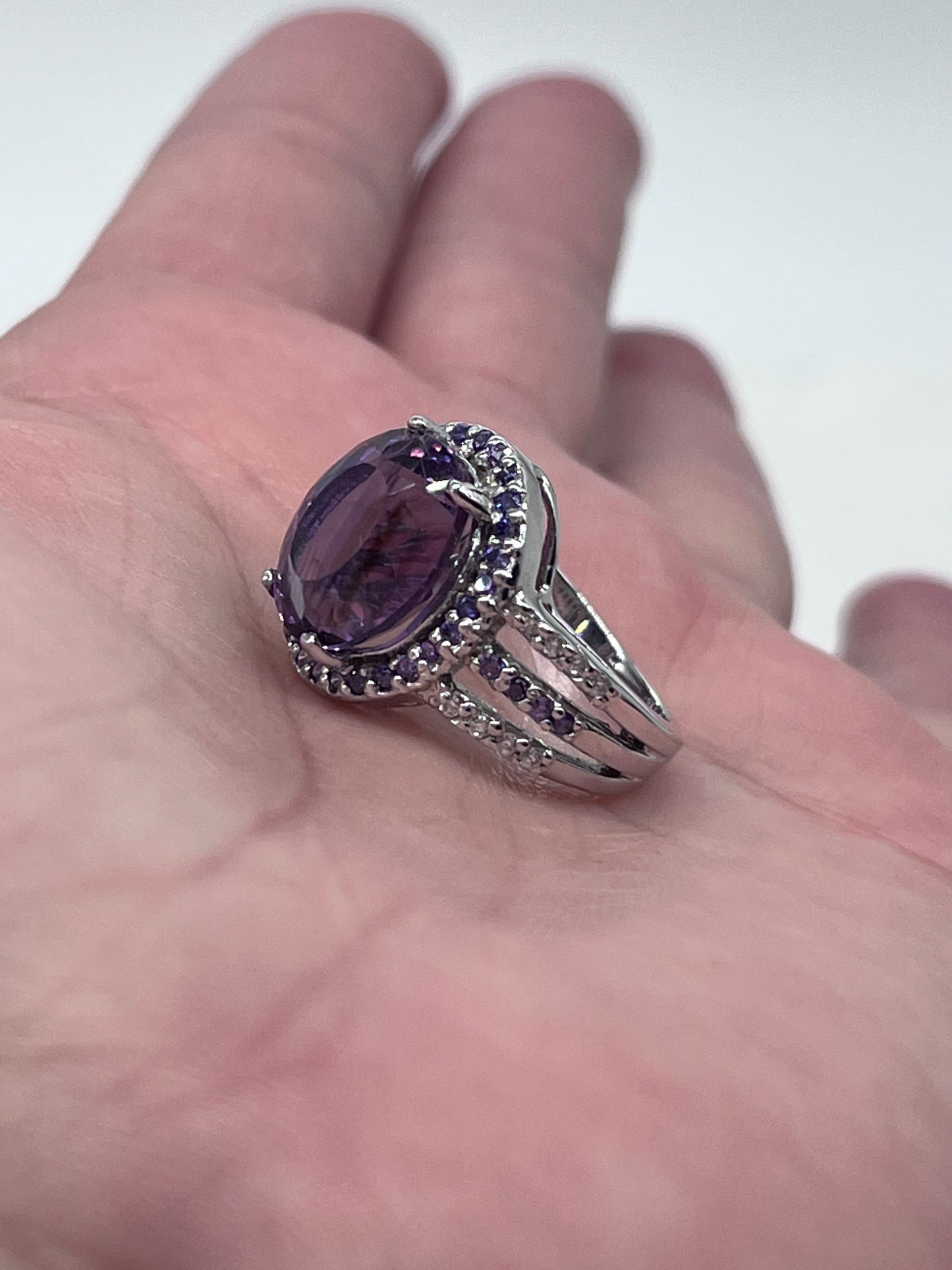 Amatista Morada Gotica